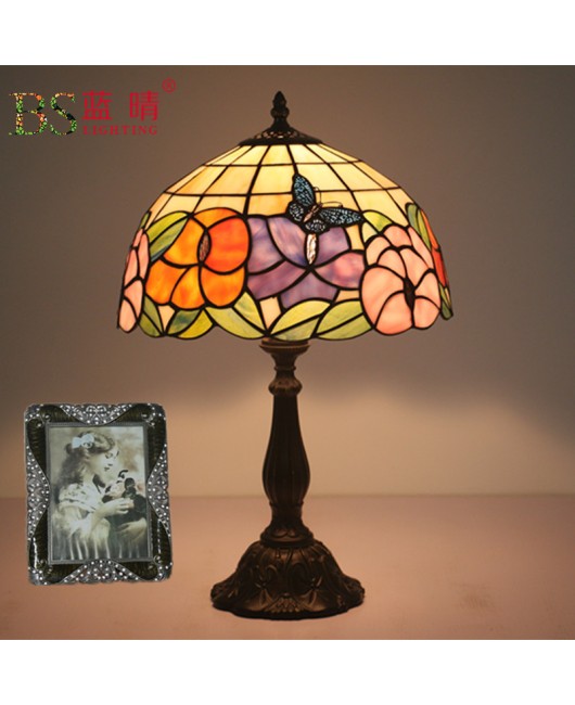 Cross border direct sales export creative Tiffany lamp Tiffany table lamp bar coffee shop wedding hotel room