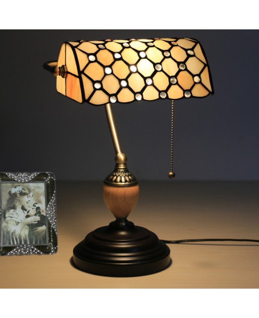 Cross border foreign trade Le Yi Tiffany Bank lamp United States Canada Mexico United Kingdom France Germany desk lamp