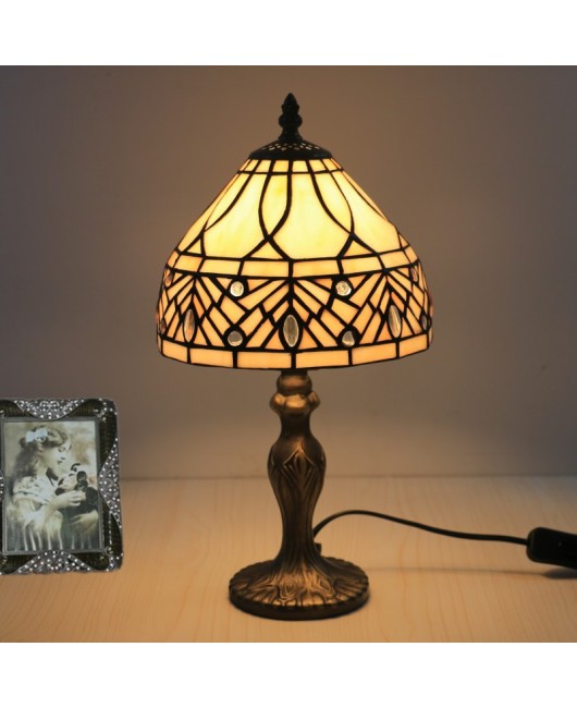 Cross border foreign trade Le Yi Tiffany desk lamp, USA, Japan, France, Germany, Spain, UK, South Korea, creative desk lamp