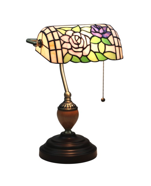 Cross border foreign trade France, Netherlands, Finland, Russia, South Korea, Japan, United States, Singapore, Ti Rose Bank, desk lamp