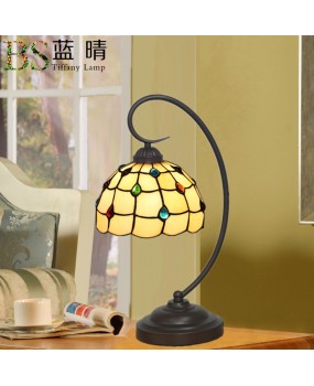 Cross border Tiffany table lamps exported to Germany, UK, France, Spain, Italy, Finland, Sweden, Norway, Switzerland, etc