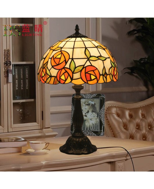 Cross border Tiffany desk lamp, bedroom bedside, European style study, bar, coffee shop, restaurant, wedding room, hotel, inn desk lamp