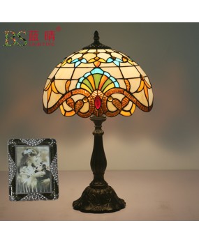 Cross border export European retro creative color glass Baroque shell table lamp bedside restaurant bar lamp lighting