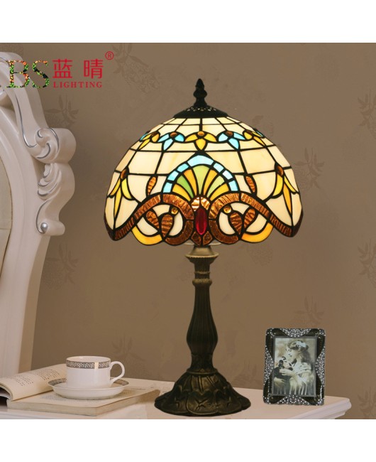 Cross border 10 inch Baroque style European style desk lamp, retro creative bedroom bedside table lamp, bar coffee shop