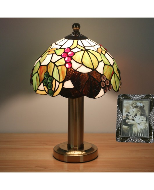 Cross border bar, hotel, guesthouse, guest room, European retro pastoral decoration desk lamp, bedroom bedside table lamp