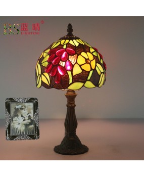 Cross border 8-inch Tiffany European style desk lamp, bedroom bedside lamp, retro creative bar, restaurant, KTV club, inn