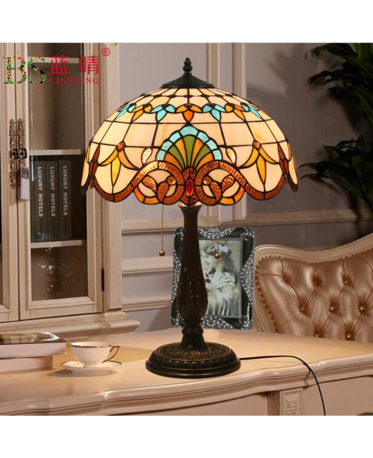 Cross border Baroque desk lamp, bedroom bedside lamp, living room sofa lamp, bar, coffee shop, Western restaurant, hotel desk lamp