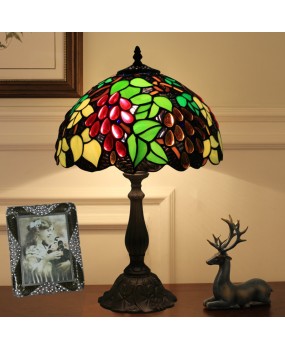 Cross border European and American Tiffany table lamp European retro pastoral grape creative personality bar coffee shop decoration table lamp