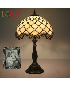 Cross border direct sales wholesale export e-commerce creative desk lamp bedside living room dining room bar coffee shop hotel table lighting