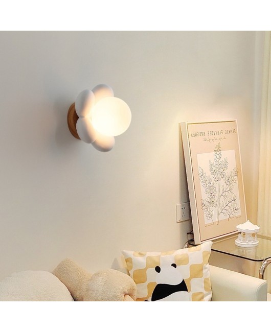 Flower wall lamp Nordic creative art cartoon children's room decoration lamp simple and modern 2022 internet famous bedside lamp