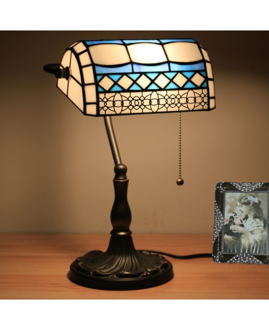 Cross border European style table lamp for foreign trade, UK, USA, France, Spain, Italy, Japan, desk, Tiffany Bank lamp