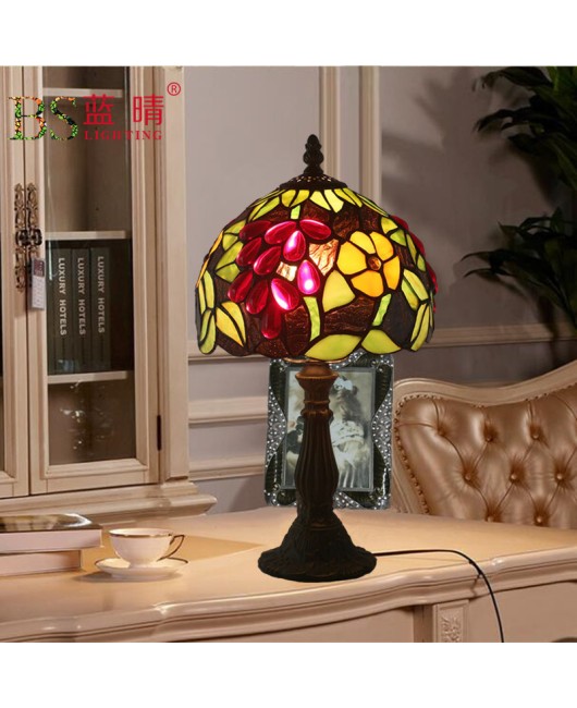 Cross border 8-inch Tiffany European style desk lamp, bedroom bedside lamp, retro creative bar, restaurant, KTV club, inn