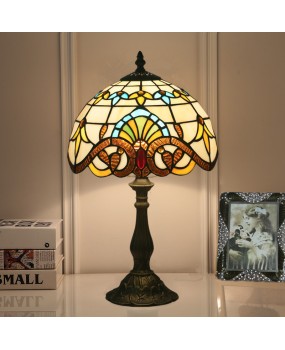 Cross border 10 inch Baroque style European style desk lamp, retro creative bedroom bedside table lamp, bar coffee shop