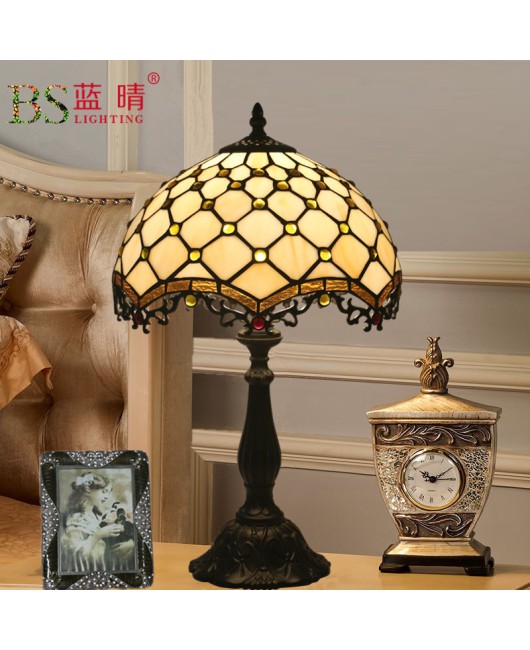 Cross border direct sales wholesale export e-commerce creative desk lamp bedside living room dining room bar coffee shop hotel table lighting