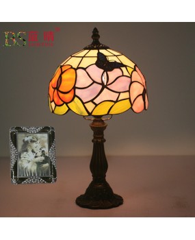 Cross border Tiffany table lamp Tiffany European desk lamp Bedroom bedside table lamp Creative warm light