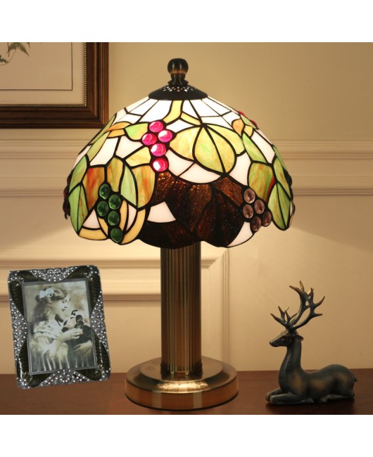 Cross border bar, hotel, guesthouse, guest room, European retro pastoral decoration desk lamp, bedroom bedside table lamp