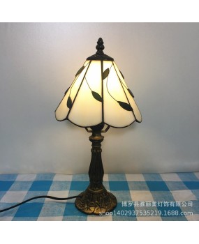 Foreign trade lighting wholesale Tiffany colored glass resin American style bedside lamp, bedroom desk lamp, one piece hair nightlight