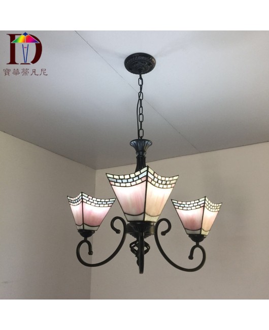 Supply American style restaurant chandelier with three heads and one piece for dropshipping. Living room restaurant, Mediterranean style three head glass restaurant chandelier