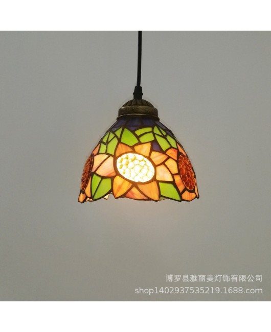 A creative restaurant light with iron hanging decoration, Tiffany colored countryside sunflower single head glass pendant light