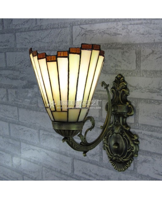 Manufacturer wholesale Tiffany lighting mermaid wall lamp European minimalist retro mirror headlight bedroom bedside wall lamp