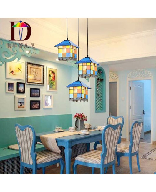 A dropshipping small house, modern restaurant pendant light, multi head European style restaurant, living room, coffee shop, creative LED lighting fixtures