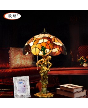 Europa Tiffany Decorative Colored Glass Tea Grape Living Room Dining Room Bedside Desk Lamp Hotel Alloy Lamp