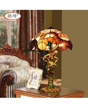 Europa Tiffany Decorative Colored Glass Tea Grape Living Room Dining Room Bedside Desk Lamp Hotel Alloy Lamp