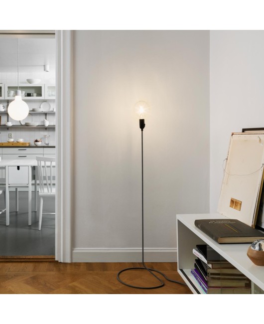 Minimally designed floor lamp, living room exhibition hall, study room, bedroom, post-modern Nordic personality, creative simplicity, mini line lamp