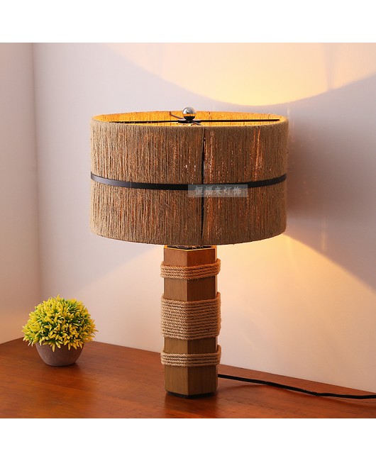 Creative American rural solid wood desk lamp designer soft decoration bedroom bedside study living room home stay hotel room lamp