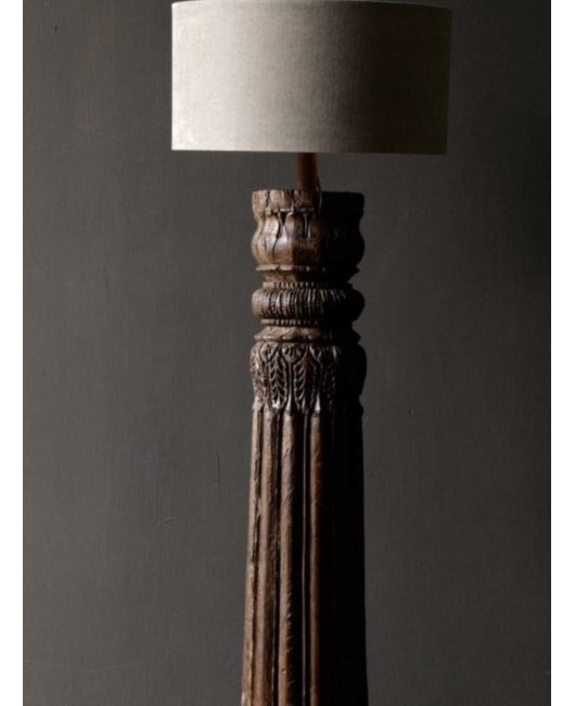 French retro floor lamp, antique antique antique, creative Roman column carving, living room, hotel club decoration, floor lamp