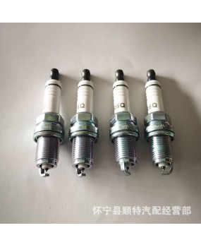 Automotive dual platinum spark plug PFR6Q Sagitar Bora Touran Mingrui Ruicheng A41.8T turbocharged