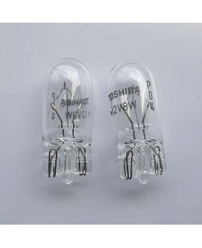 Toshiba car light bulb T10 12V8W Yizhi CRV Zhixuan SX4 reading light bulb license plate luggage map light