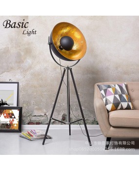 Vintage vintage large pot lid triangular bracket high-end European bedroom lamp warm color tone high-end luxury floor lamp