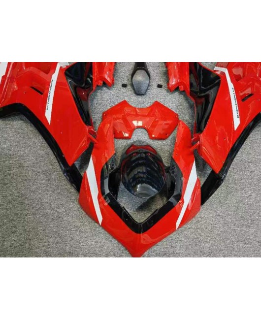 Suitable for Ducati V4 V4S 2021-2022 full body exterior fairing modification accessories