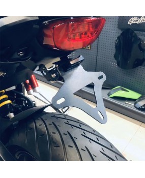 Suitable for Honda CB650R CBR650R 19-20 modified rear bracket license plate holder, short rear bracket license plate holder