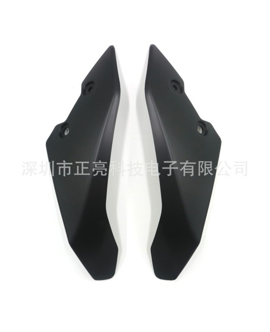 Suitable for Yamaha MT-10 2017-2020 front headlight hood upper panel carbon fiber pattern fairing