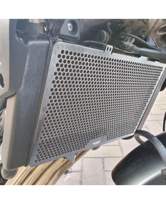 Suitable for Honda CB650R CBR650R modified water tank net, water tank cover, radiator protection net