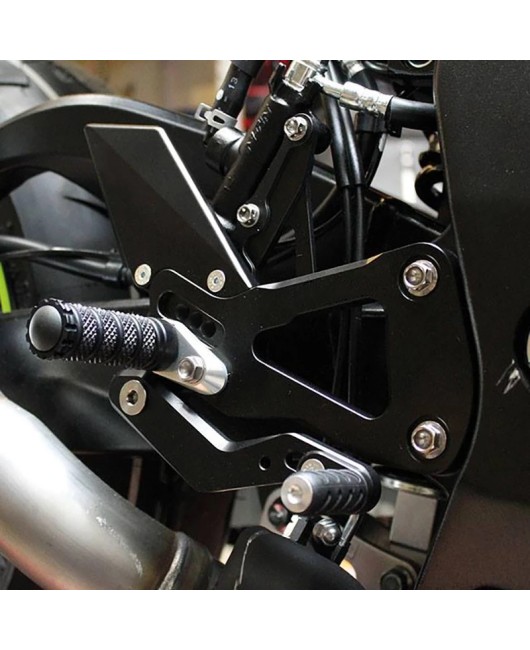 Suitable for Suzuki GSXR-1000 17-24 modified lifting assembly, foot pedal bracket, brake pedal, shift bracket