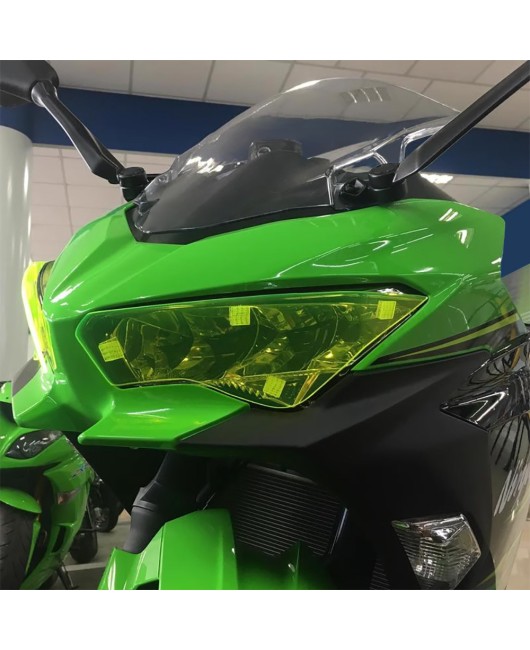 Suitable for Kawasaki ZX25R ZX-6R (19-23) annual modified headlight protection film, headlight eye protection lens cover film