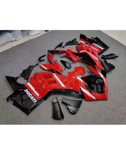 Suitable for Ducati V4 V4S 2021-2022 full body exterior fairing modification accessories