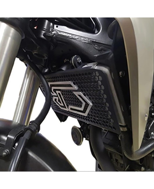 Suitable for Honda CB150R 2018-2019 modified water tank net, water tank cover, radiator protection net