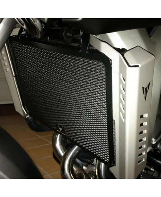 Suitable for Yamaha MT-09 2017-2020 modified water tank network, water tank cover, external radiator protection net