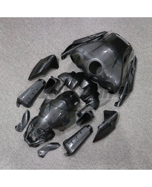 Suitable for Yamaha MT09 FZ09 21-23 full car shell carbon fiber pattern with fuel tank cover and guide plate