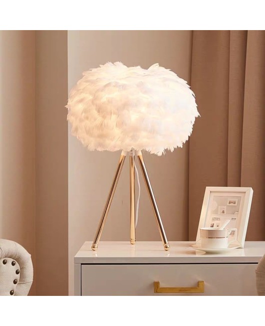 Nordic light luxury wind internet celebrity live broadcast decoration fur lamp ins for girls, warm and romantic bedroom headboard feather table lamp